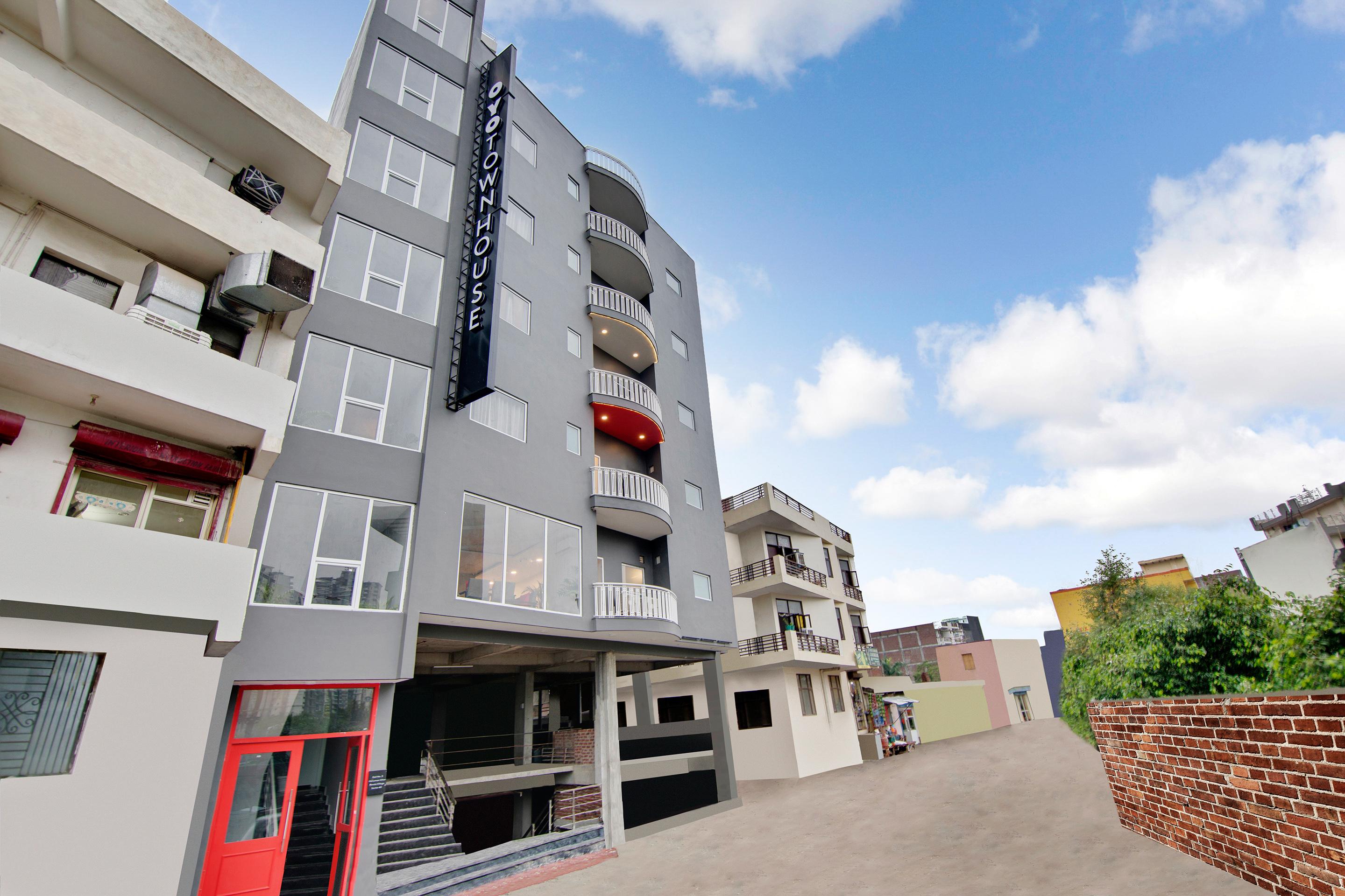 Townhouse Sector 49 Near Logix City Centre Noida Exteriér fotografie