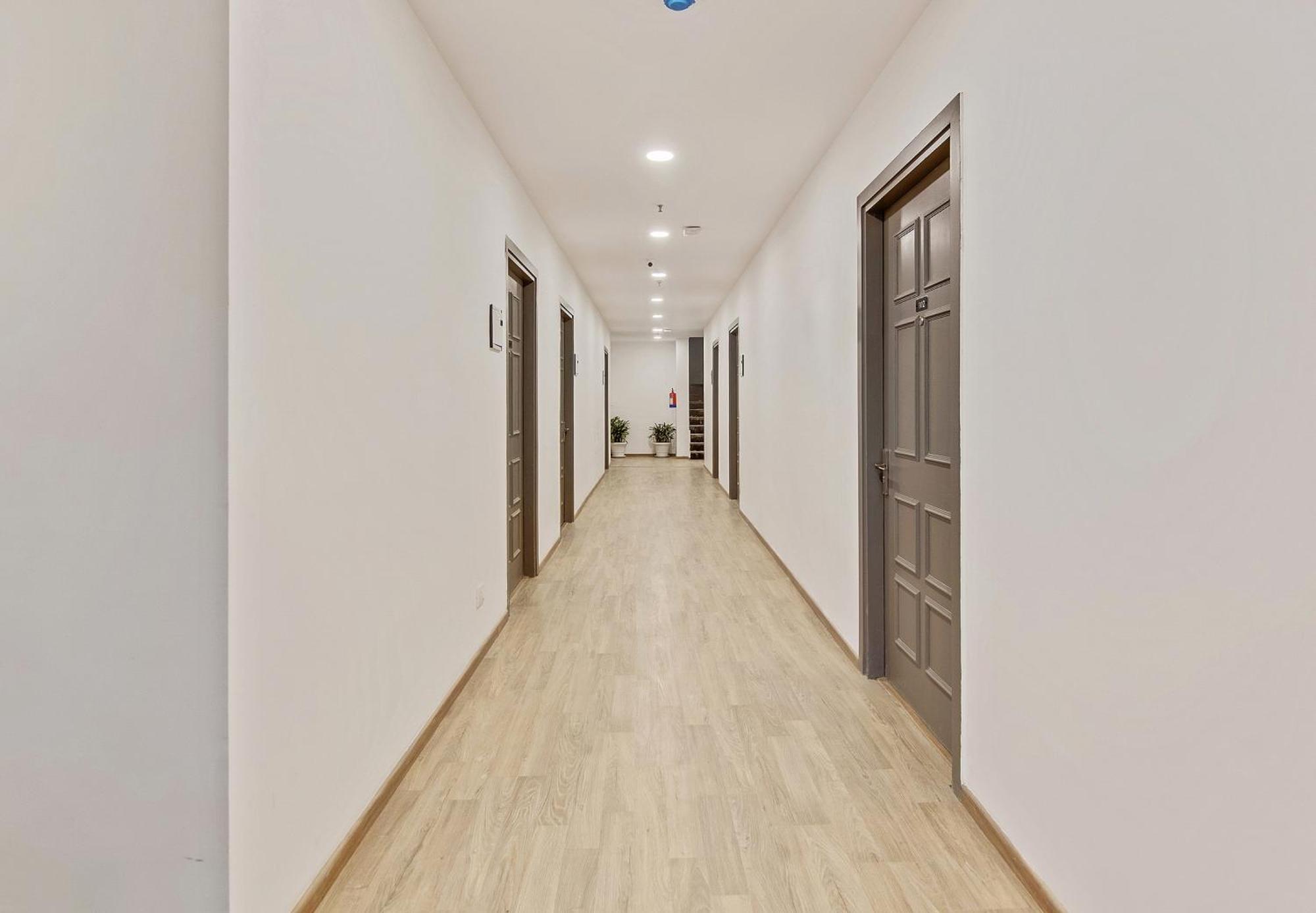 Townhouse Sector 49 Near Logix City Centre Noida Exteriér fotografie